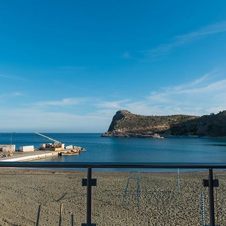 Beach Front Condo South Crete كالوي ليمين المظهر الخارجي الصورة