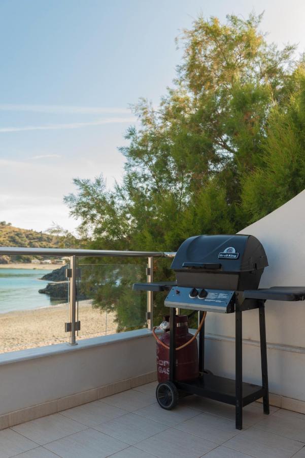 Beach Front Condo South Crete كالوي ليمين المظهر الخارجي الصورة