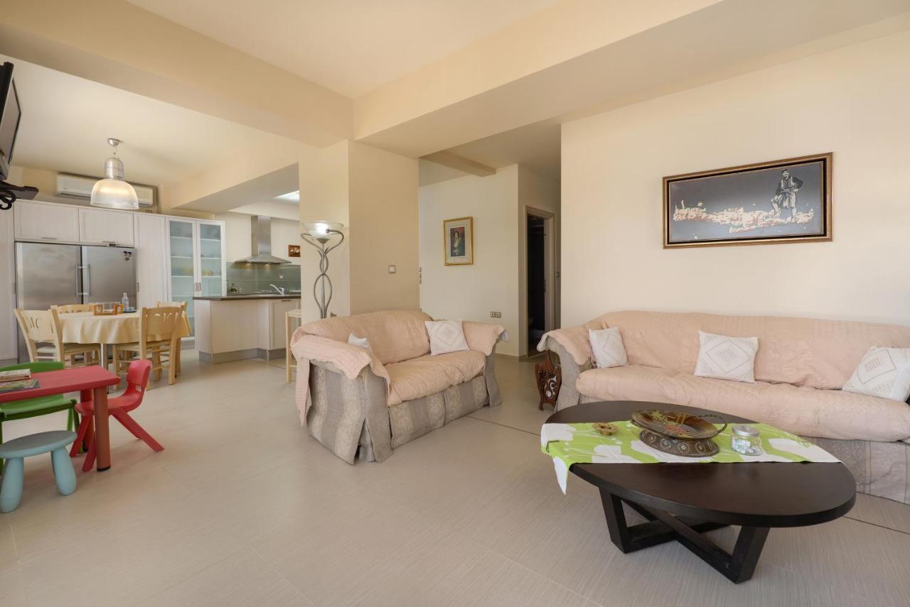 Beach Front Condo South Crete كالوي ليمين المظهر الخارجي الصورة
